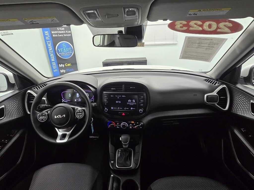 Kia Soul LX CVT 2023