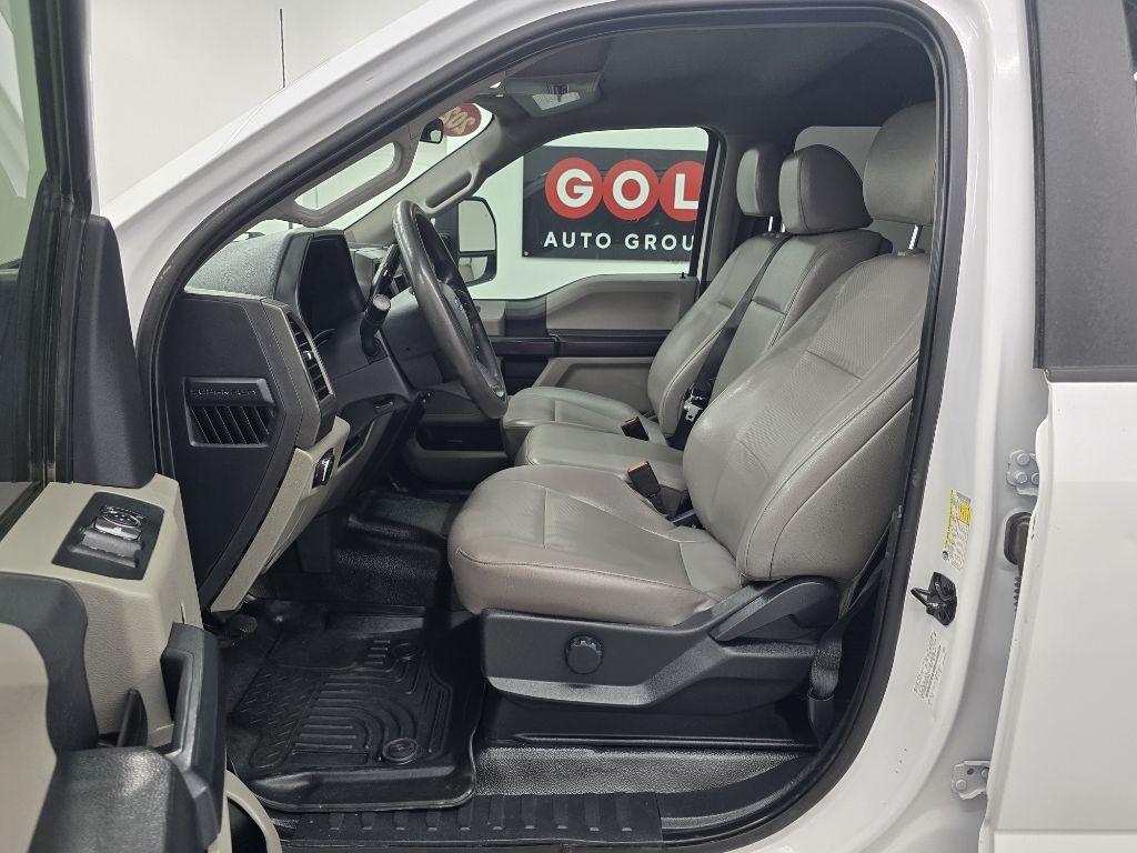 Ford F-250 SD XL Crew Cab 4WD 2022