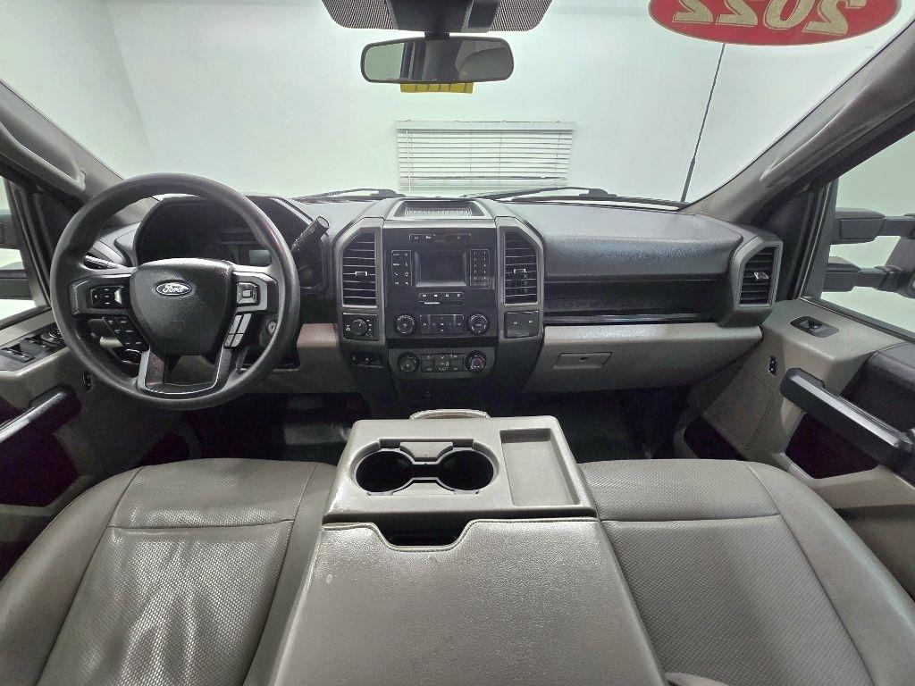 Ford F-250 SD XL Crew Cab 4WD 2022