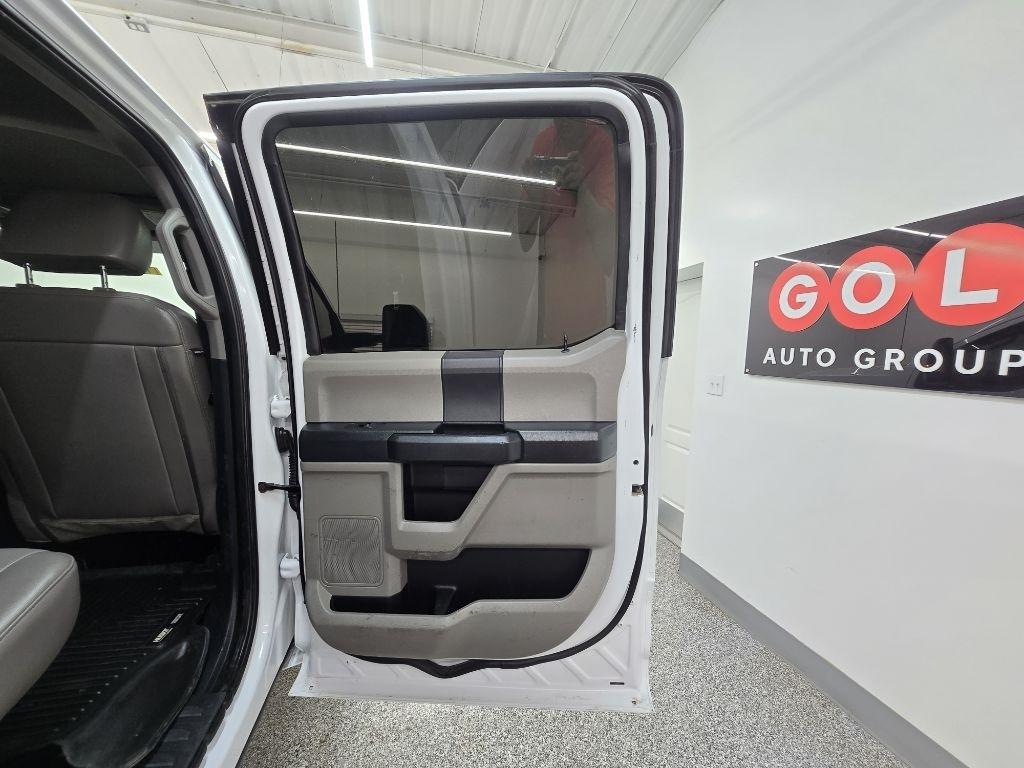 Ford F-250 SD XL Crew Cab 4WD 2022