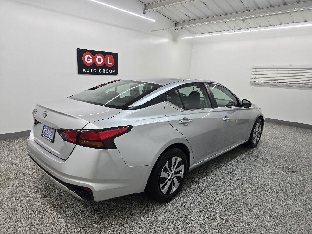 Nissan Altima 2.5 S 2024