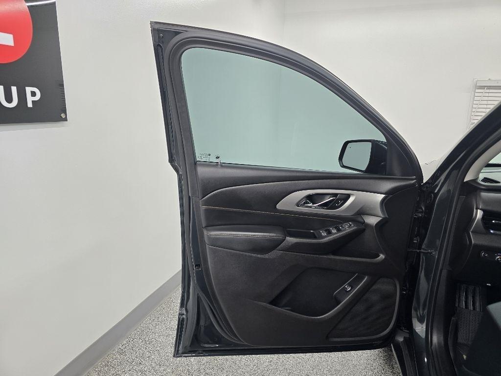 Chevrolet Traverse LT Cloth FWD 2021
