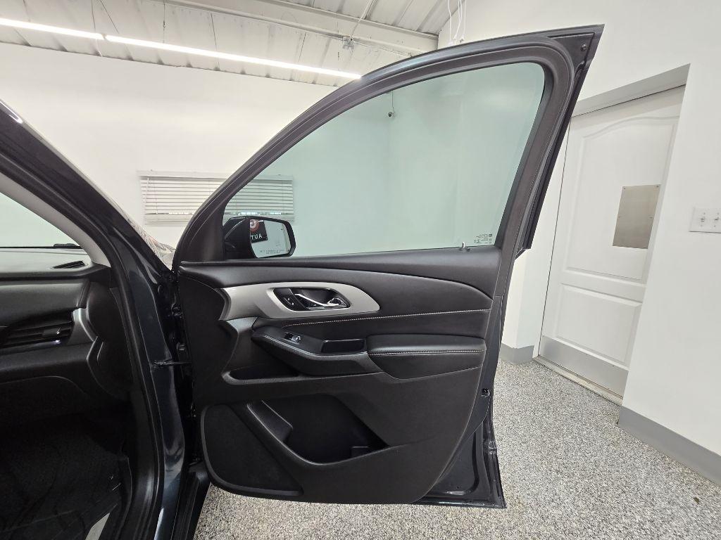Chevrolet Traverse LT Cloth FWD 2021