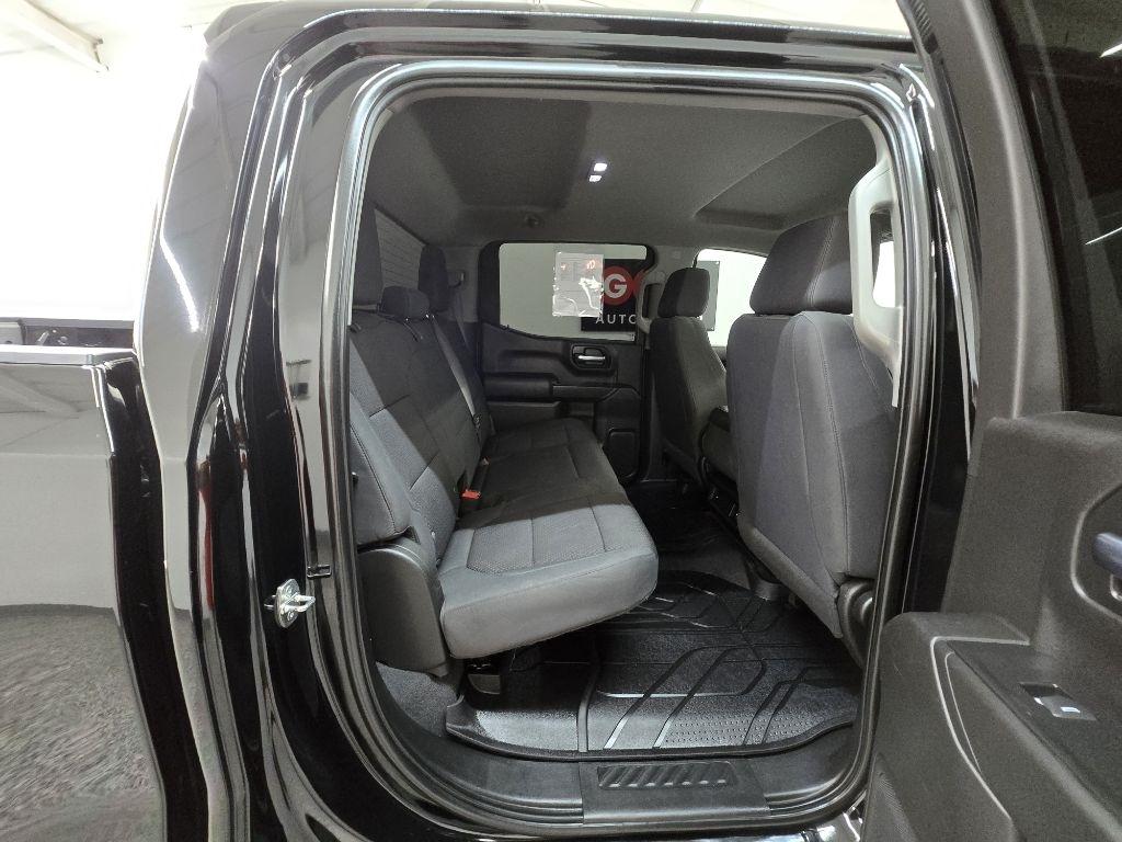 Chevrolet Silverado 1500 Custom Crew Cab Short Box 2WD 2021