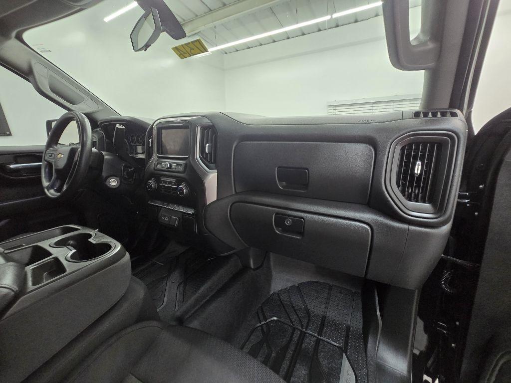 Chevrolet Silverado 1500 Custom Crew Cab Short Box 2WD 2021