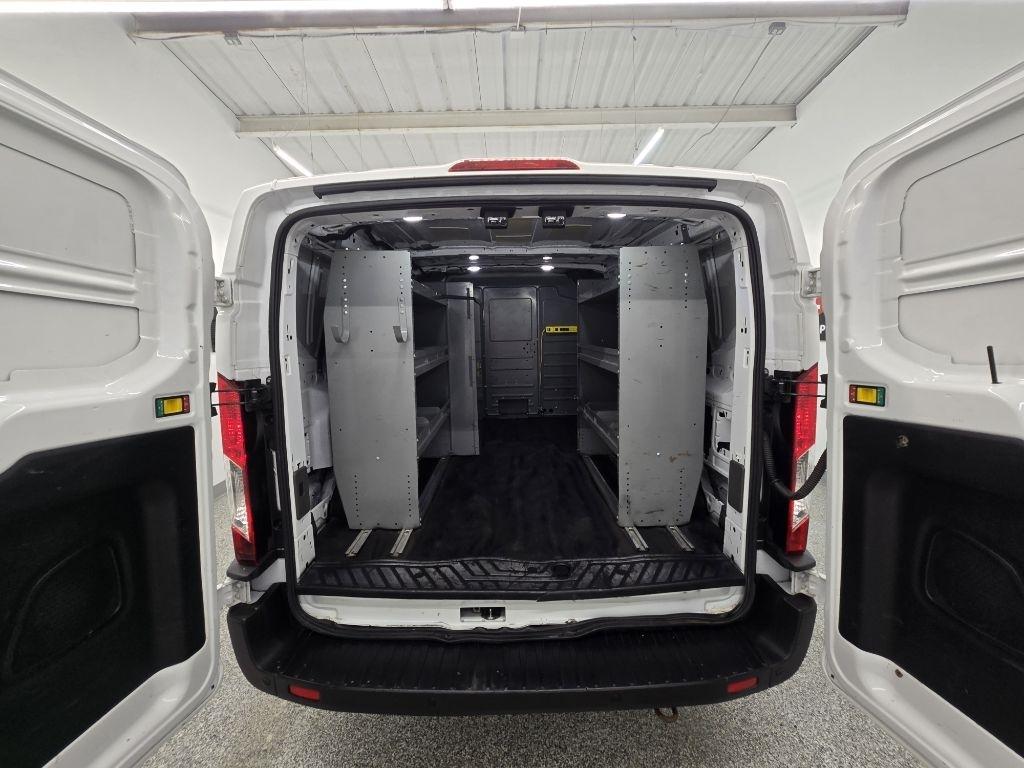 Ford Transit 250 Van Low Roof w/Sliding Pass. 130-in. WB 2020