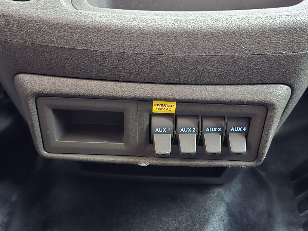 Ford Transit 250 Van Low Roof w/Sliding Pass. 130-in. WB 2020