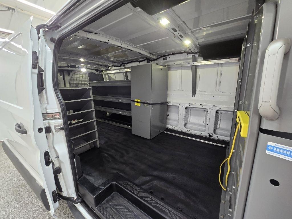 Ford Transit 250 Van Low Roof w/Sliding Pass. 148-in. WB 2017