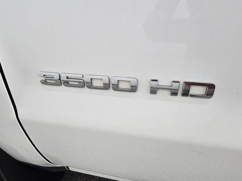 Chevrolet Silverado 3500HD Work Truck Long Box 2WD 2015