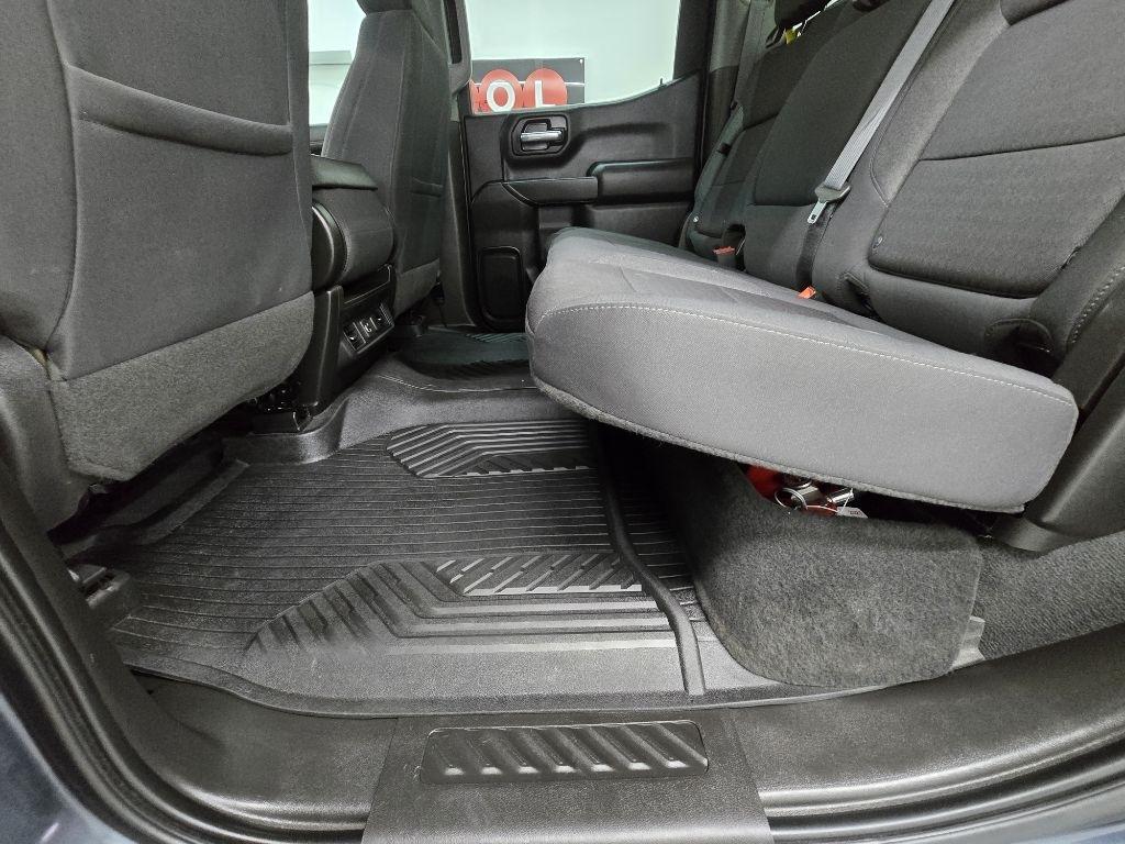 Chevrolet Silverado 1500 LT Crew Cab 4WD 2021