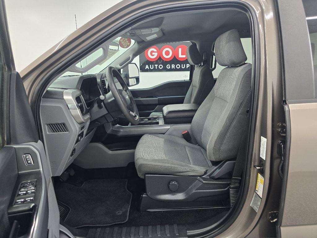 Ford F-150 XLT 4WD 2022