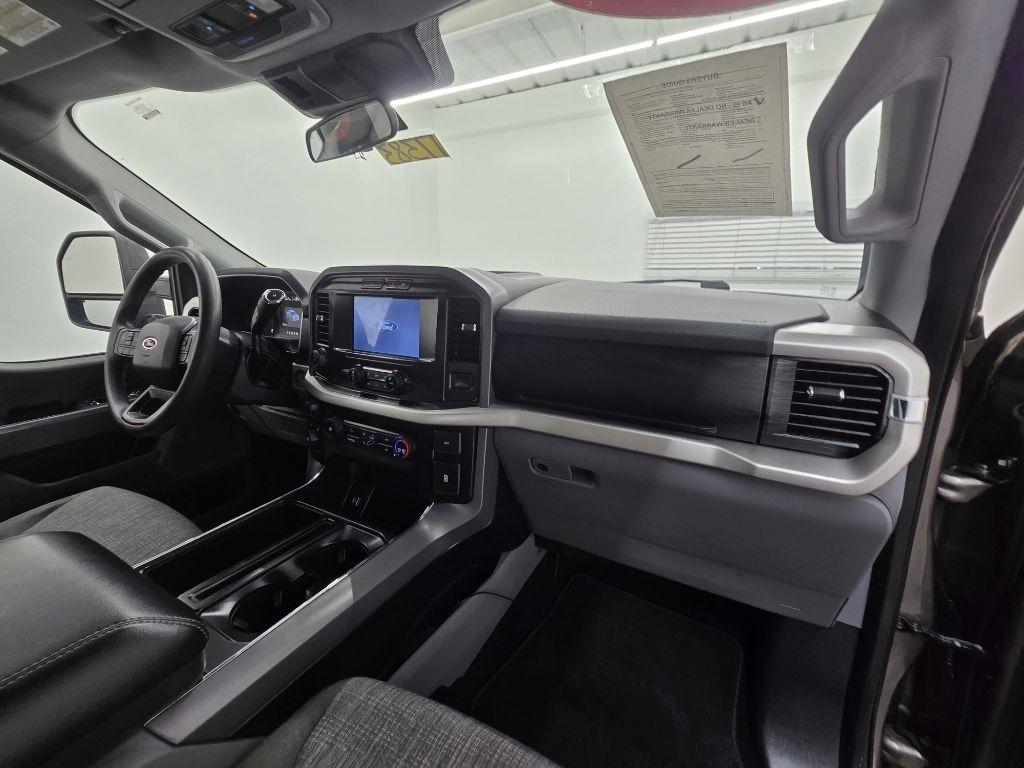 Ford F-150 XLT 4WD 2022