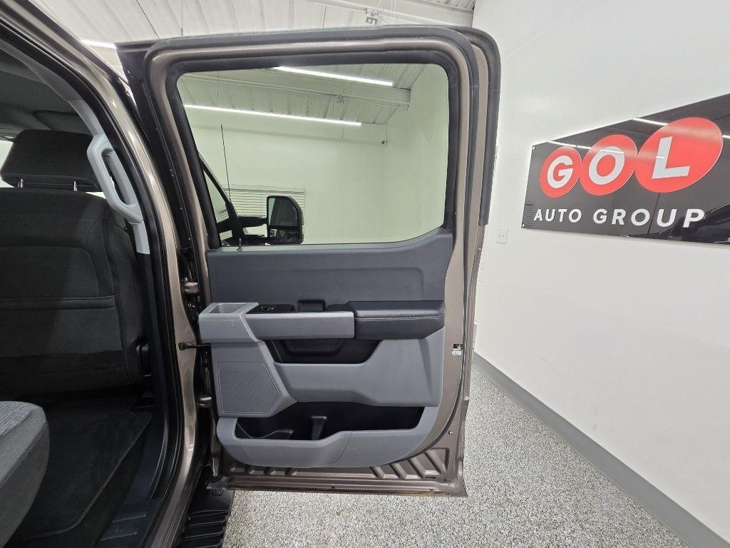 Ford F-150 XLT 4WD 2022