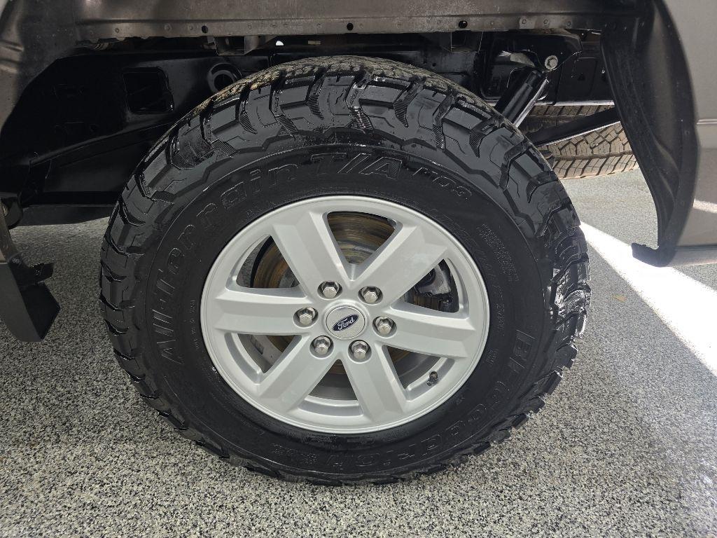 Ford F-150 XLT 4WD 2022