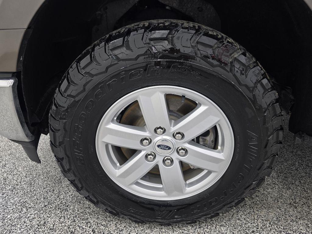 Ford F-150 XLT 4WD 2022