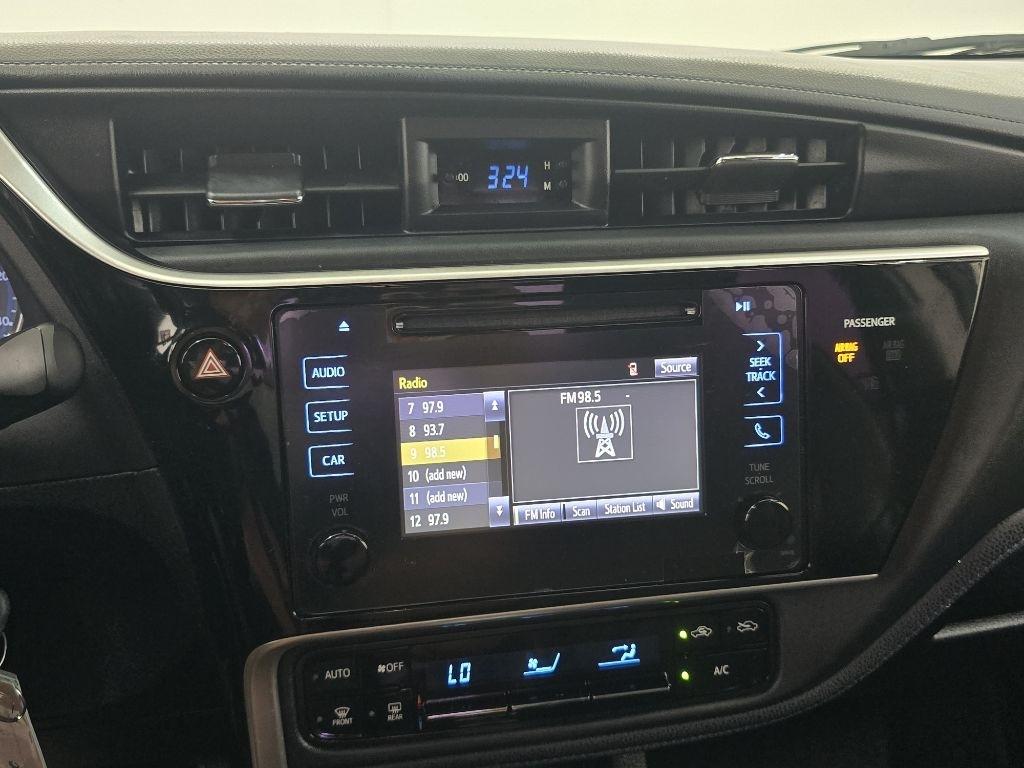 Toyota Corolla SE 4D Sedan 2017