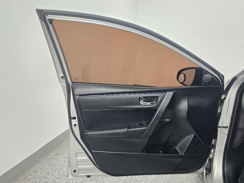 Toyota Corolla SE 4D Sedan 2017