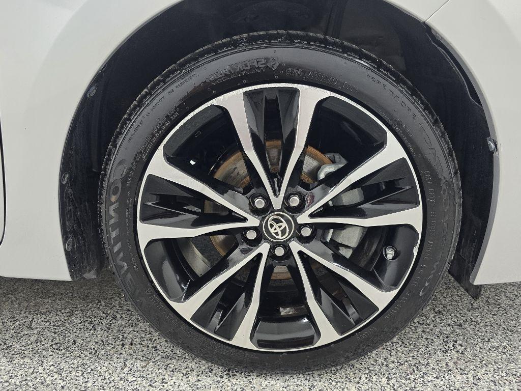 Toyota Corolla SE 4D Sedan 2017