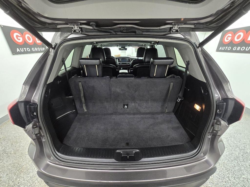 Toyota Highlander XLE AWD V6 2019