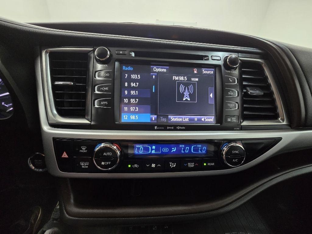 Toyota Highlander XLE AWD V6 2019
