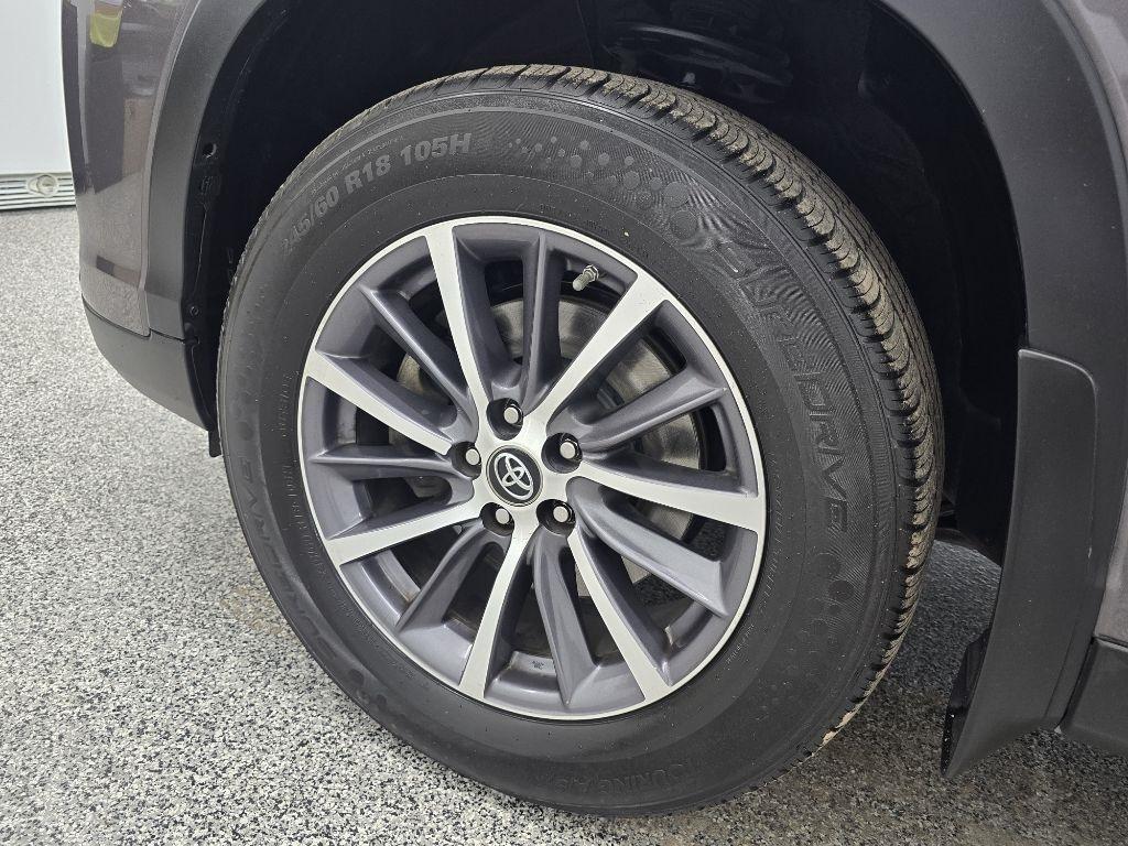 Toyota Highlander XLE AWD V6 2019