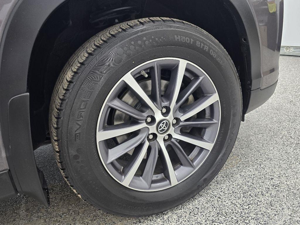 Toyota Highlander XLE AWD V6 2019