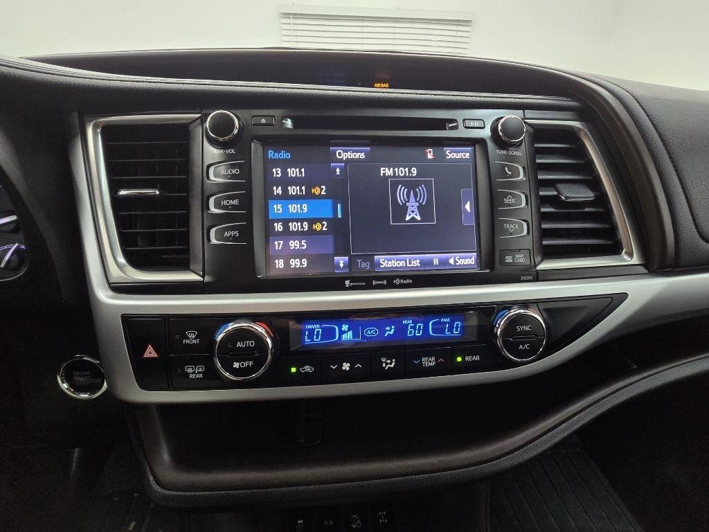 Toyota Highlander XLE AWD V6 2019
