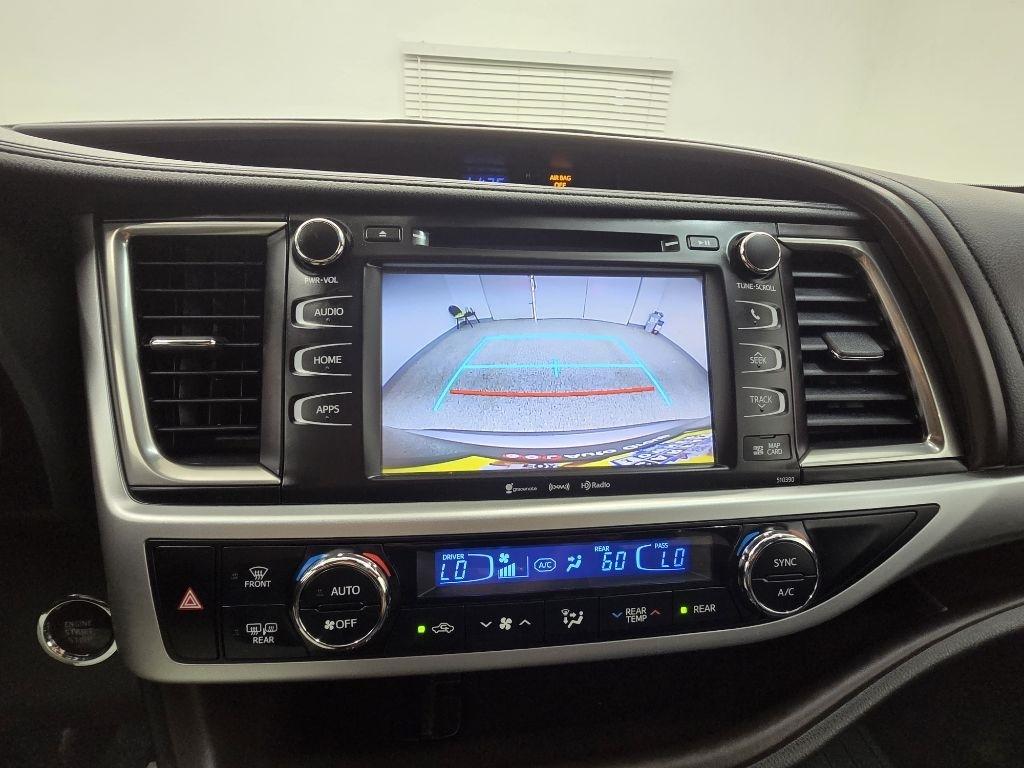 Toyota Highlander XLE AWD V6 2019