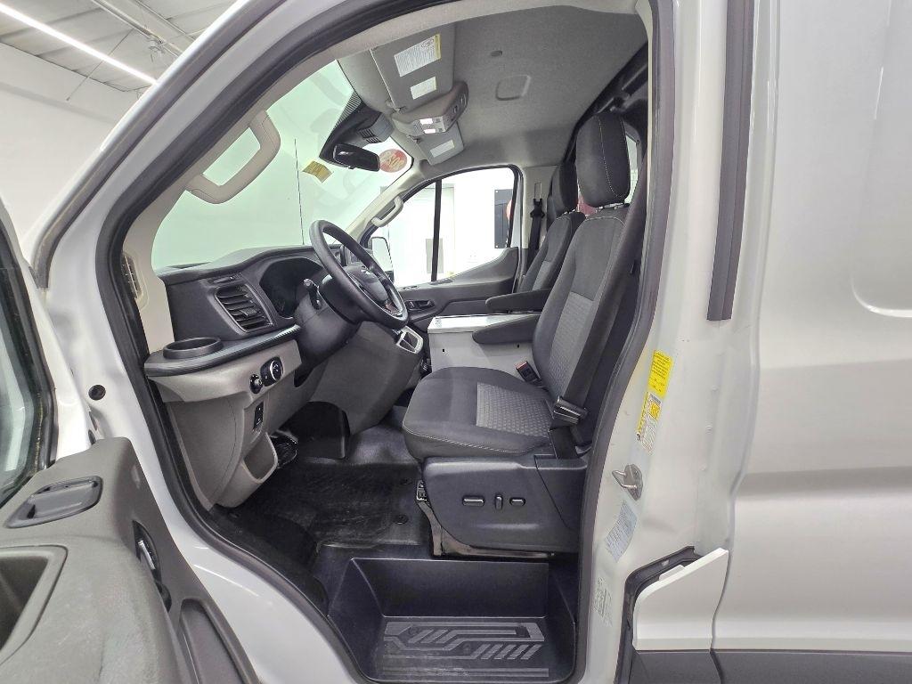 Ford Transit 150 Van Low Roof w/Sliding Pass. 148-in. WB 2023