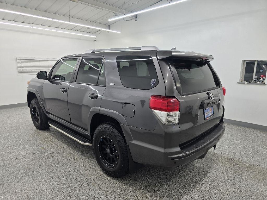 Toyota 4Runner SR5 4dr V6 Auto 2WD 2012