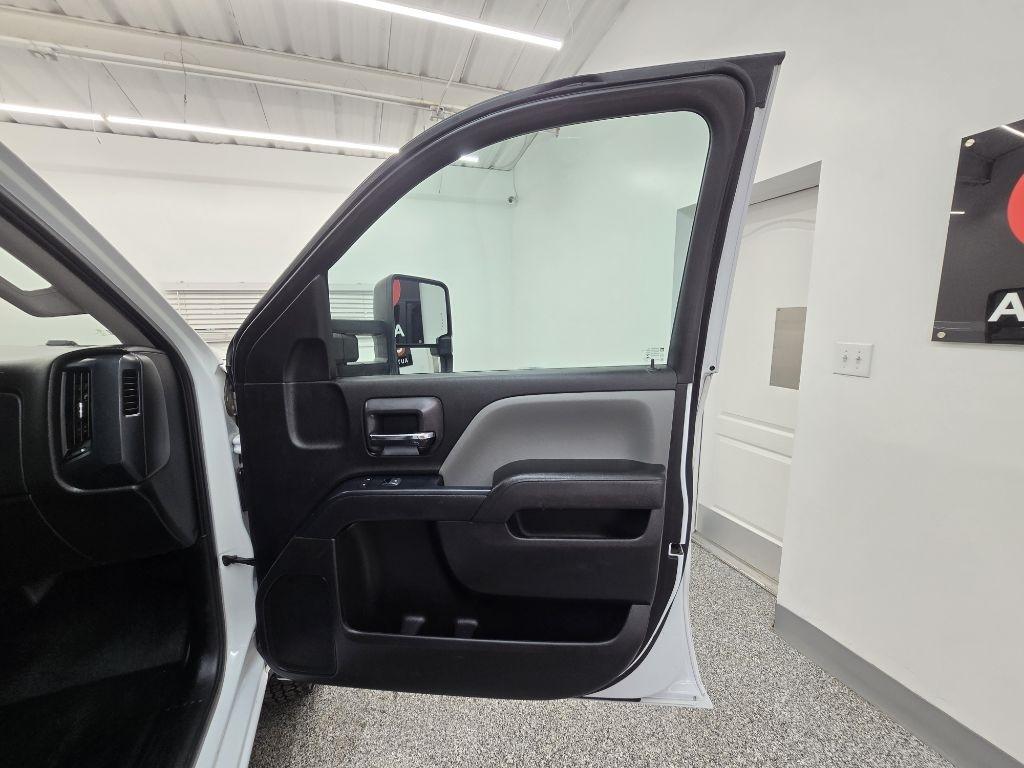Chevrolet Silverado 2500HD Work Truck Crew Cab Long Box 2WD 2019