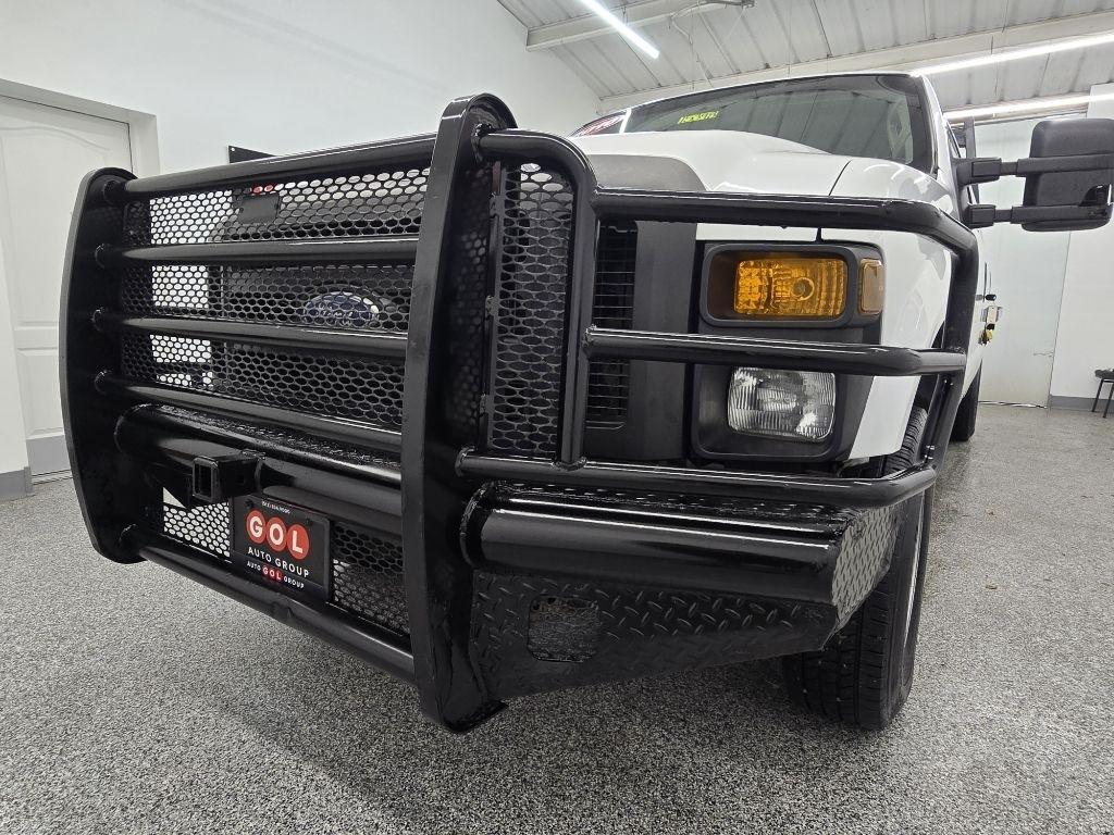 Ford F-250 SD XL SuperCab Long Bed 2WD 2010