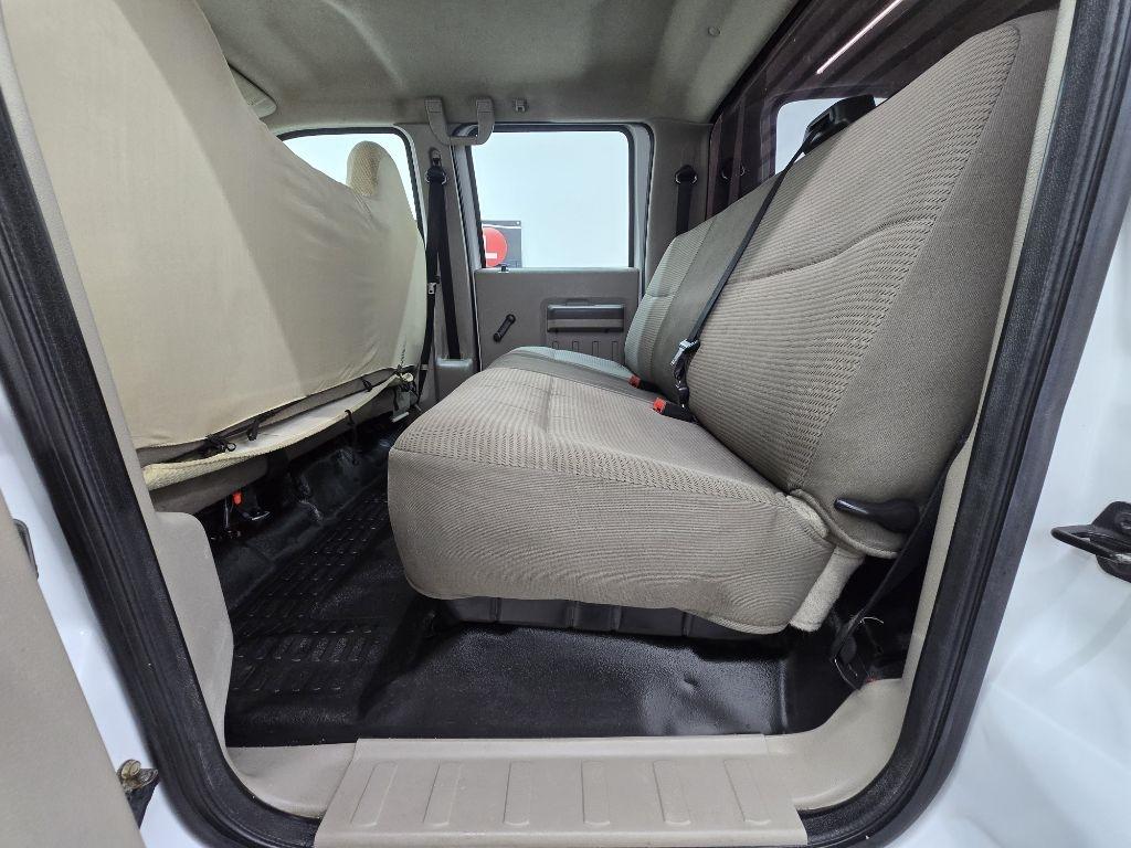 Ford F-250 SD XL SuperCab Long Bed 2WD 2010