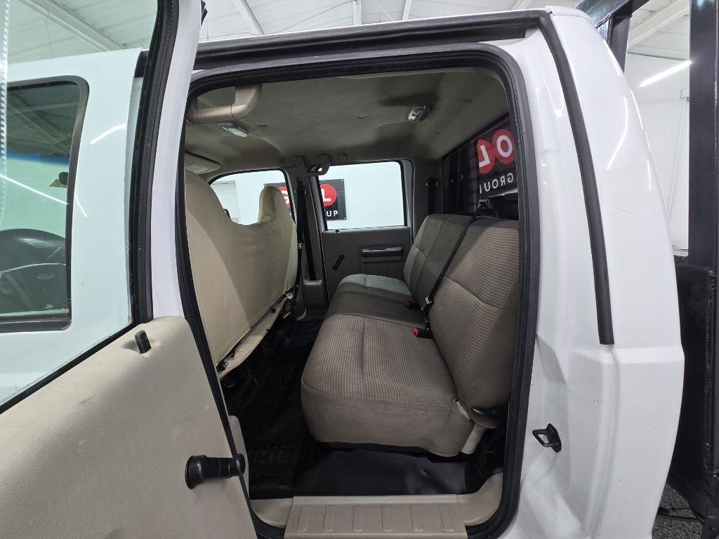 Ford F-250 SD XL SuperCab Long Bed 2WD 2010