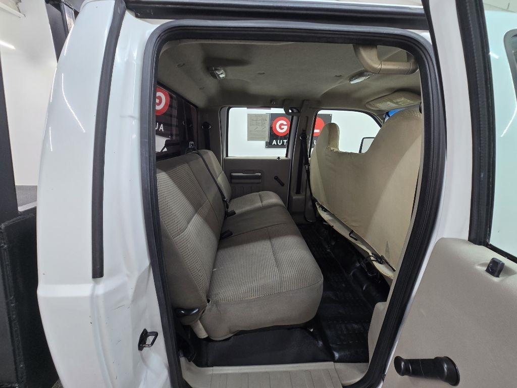 Ford F-250 SD XL SuperCab Long Bed 2WD 2010