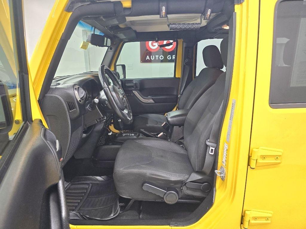 Jeep Wrangler Unlimited Sport 4WD 2015