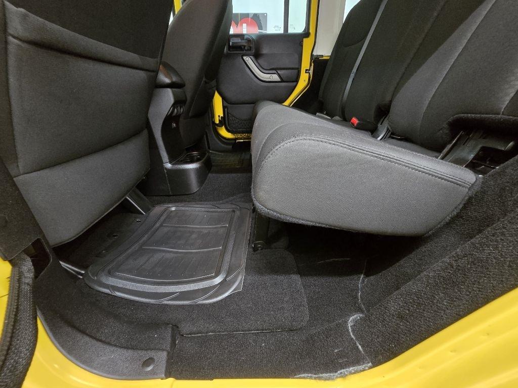 Jeep Wrangler Unlimited Sport 4WD 2015