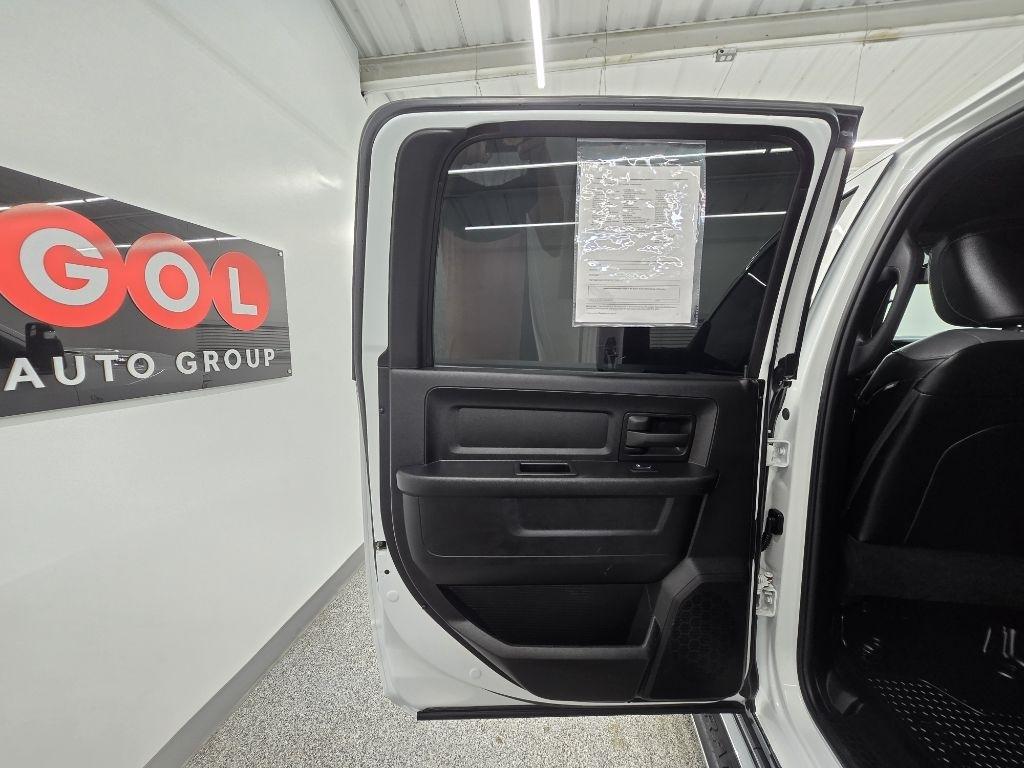 RAM 2500 Tradesman Crew Cab LWB 4WD 2023