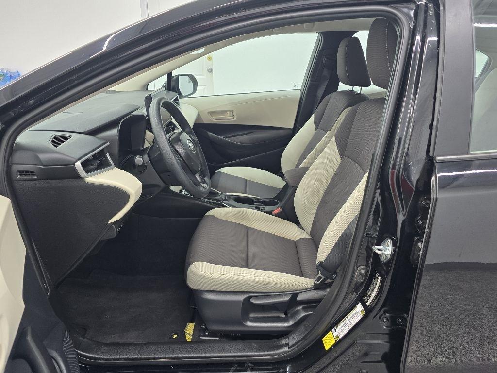 Toyota Corolla LE 2026