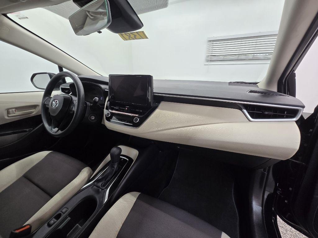 Toyota Corolla LE 2026