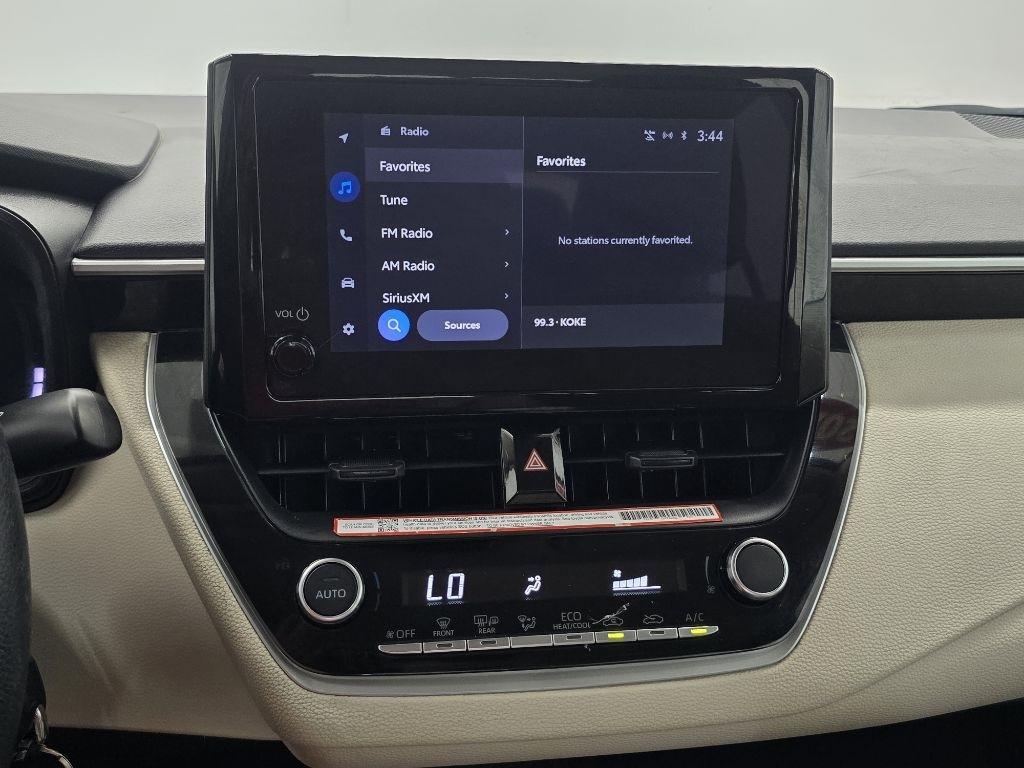 Toyota Corolla LE 2026