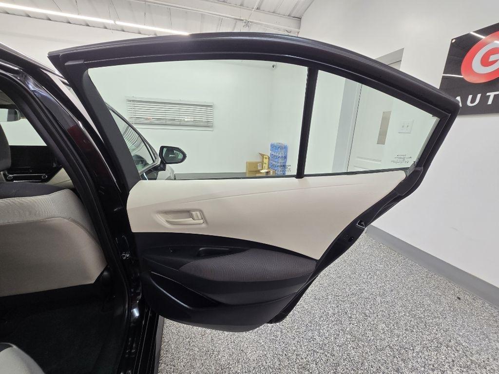 Toyota Corolla LE 2026