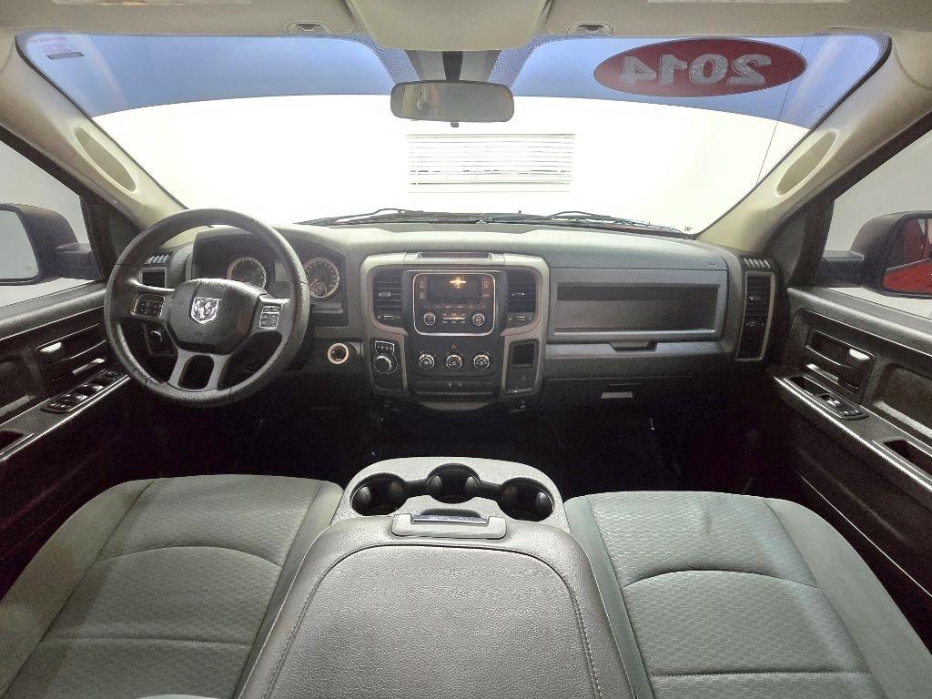RAM 1500 Tradesman Quad Cab 2WD 2014