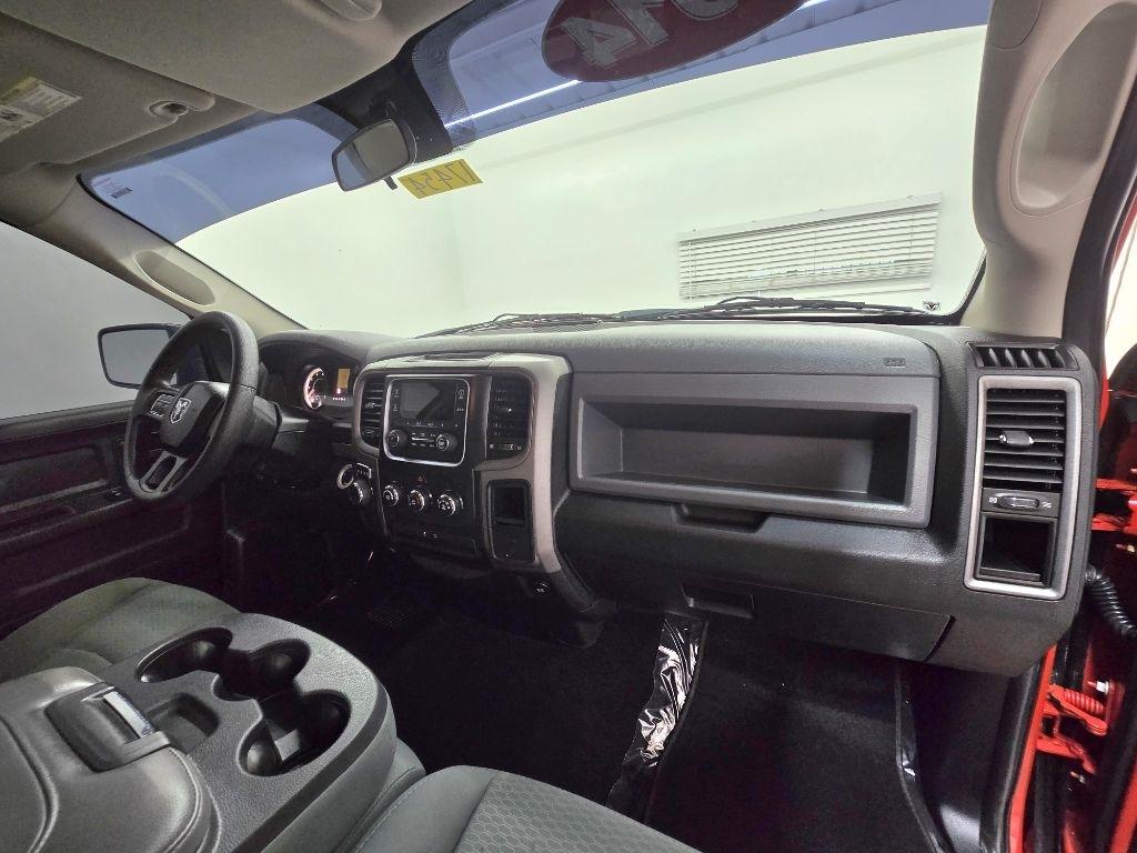 RAM 1500 Tradesman Quad Cab 2WD 2014