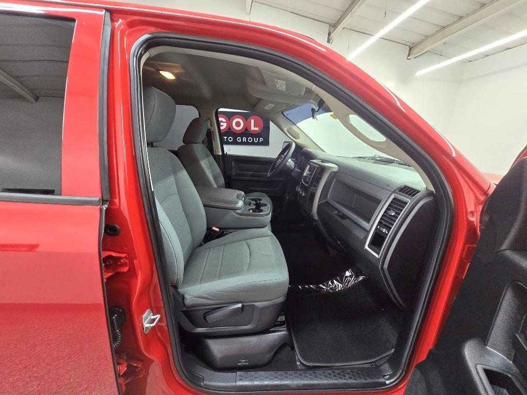 RAM 1500 Tradesman Quad Cab 2WD 2014