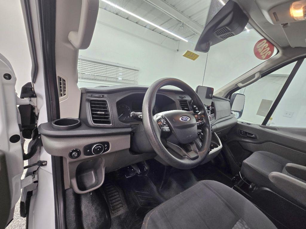 Ford Transit 250 Van Med. Roof w/Sliding Pass. 130-in. WB 2020