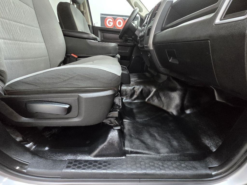 RAM 1500 Classic Tradesman Crew Cab LWB 2WD 2021