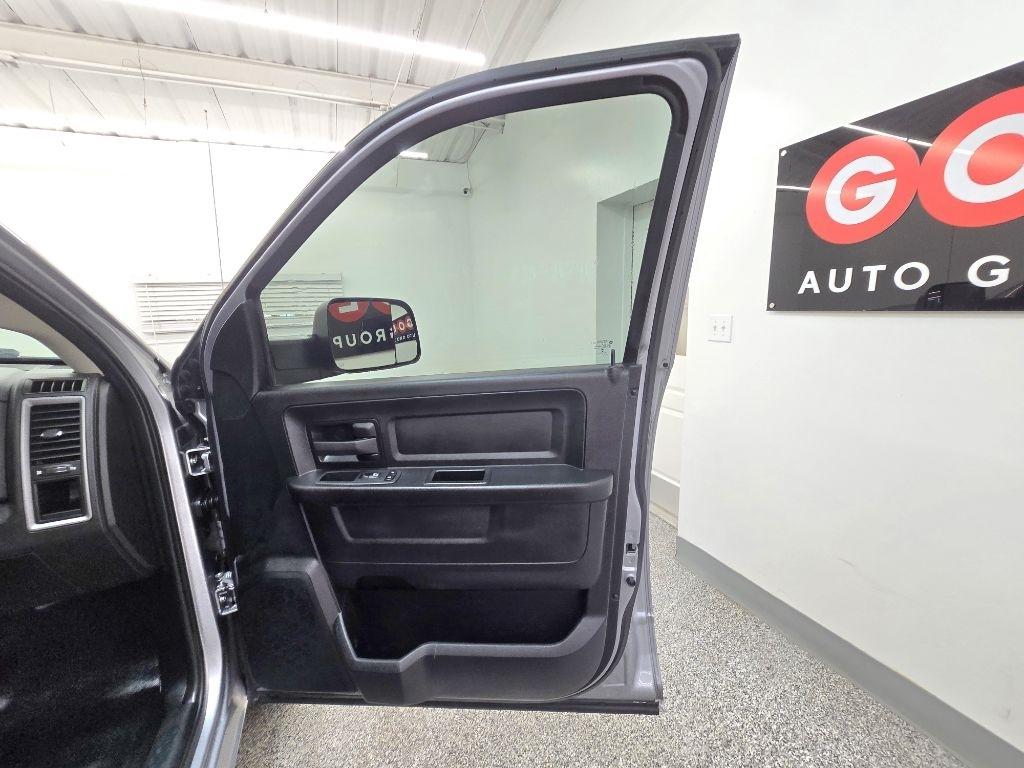 RAM 1500 Classic Tradesman Crew Cab LWB 2WD 2021
