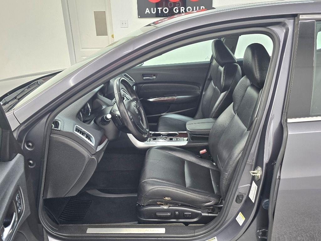 Acura TLX 9-Spd AT 2017