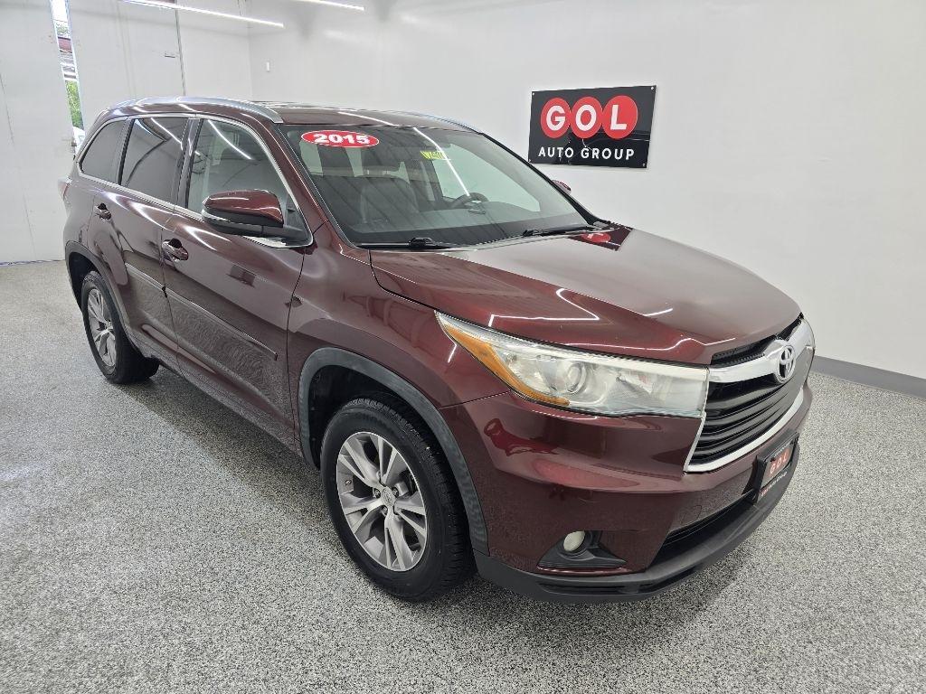 Toyota Highlander XLE FWD V6 2015